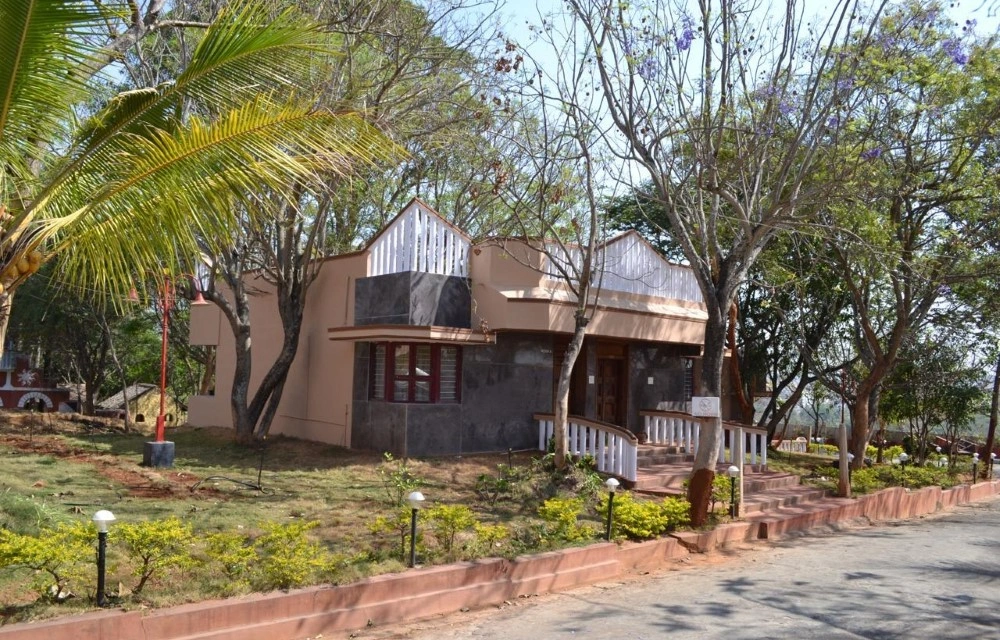 Shakthi Hill Resorts About us Image - 1